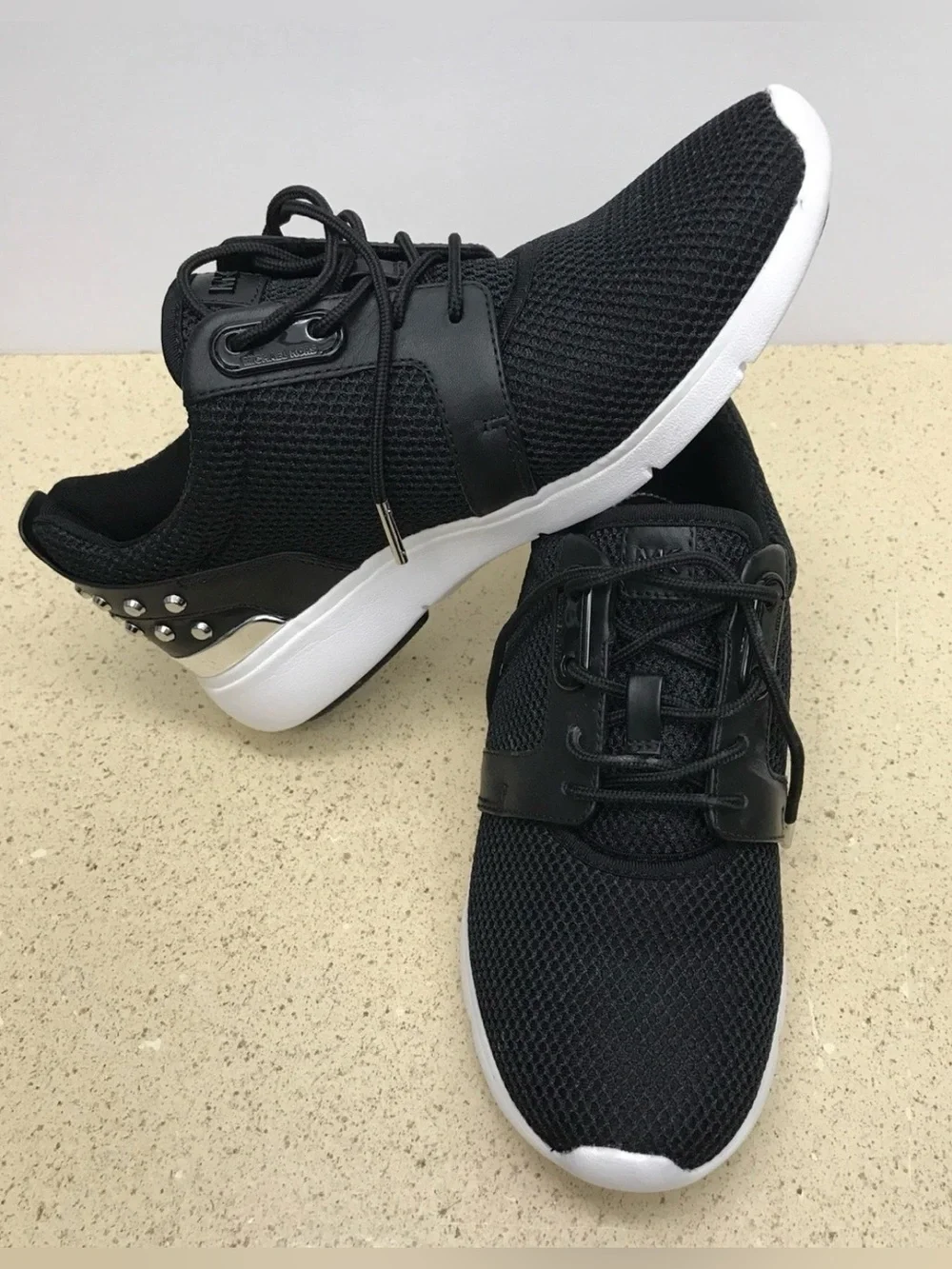 Michael Kors Sneaker Mesh Leather Astor Trainer 7.5M Black Silver Studded